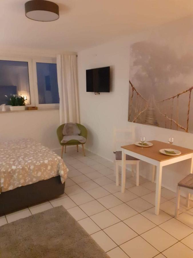 Zimmer Frei 2 Wiesbaden Eksteriør bilde